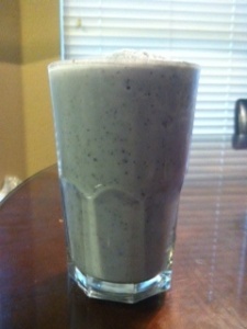 Delicious Clean Blueberry Smoothie
